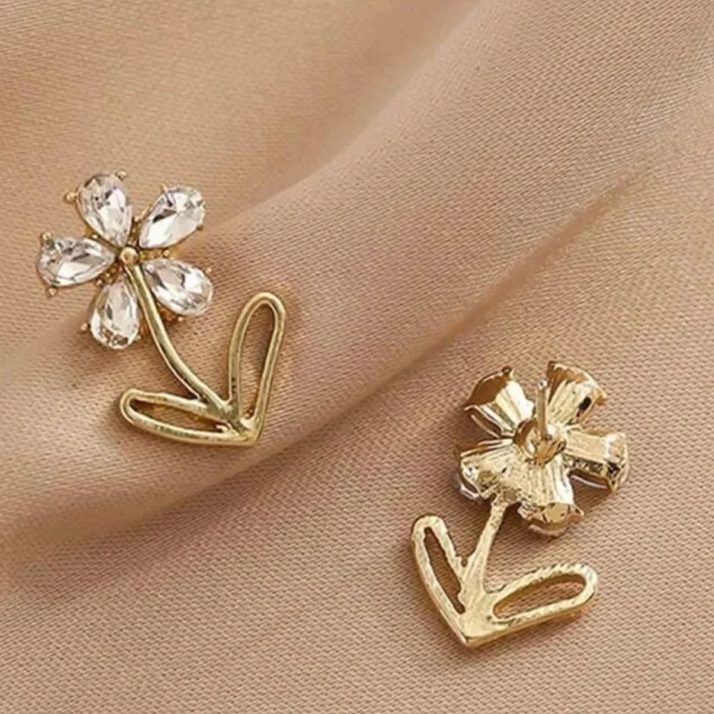 Rhinestone And Gold Flower Studs